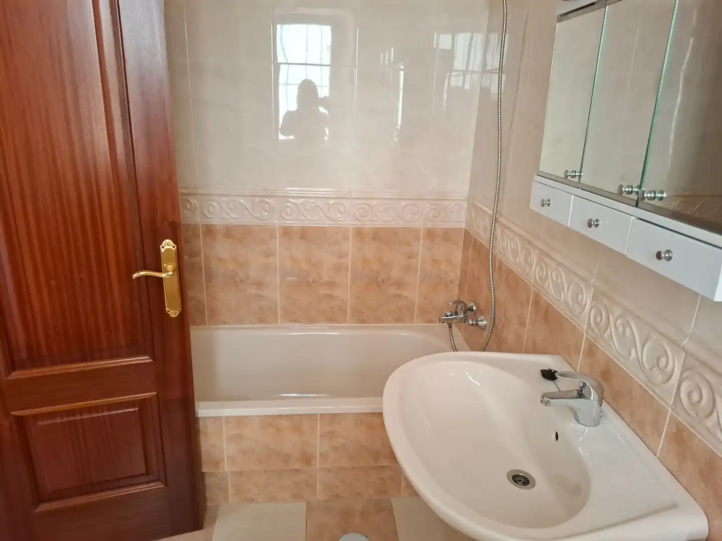 Bany de Pis en venda en Viveiro amb Terrassa