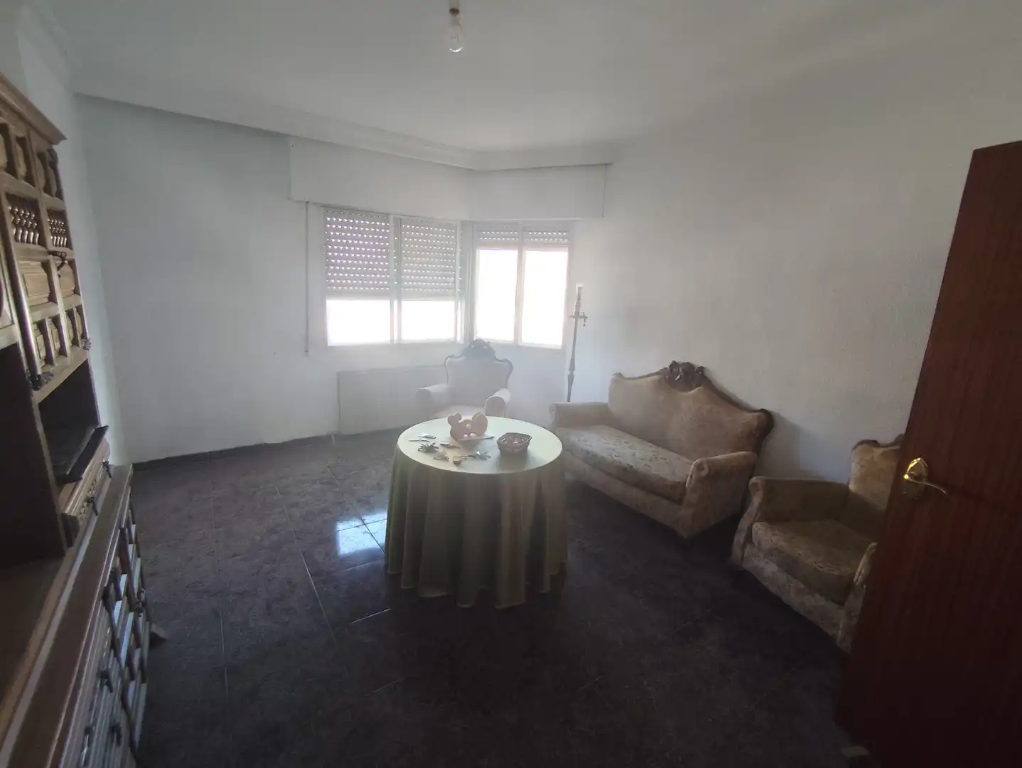 Sala d'estar de Pis en venda en Úbeda amb Terrassa i Balcó