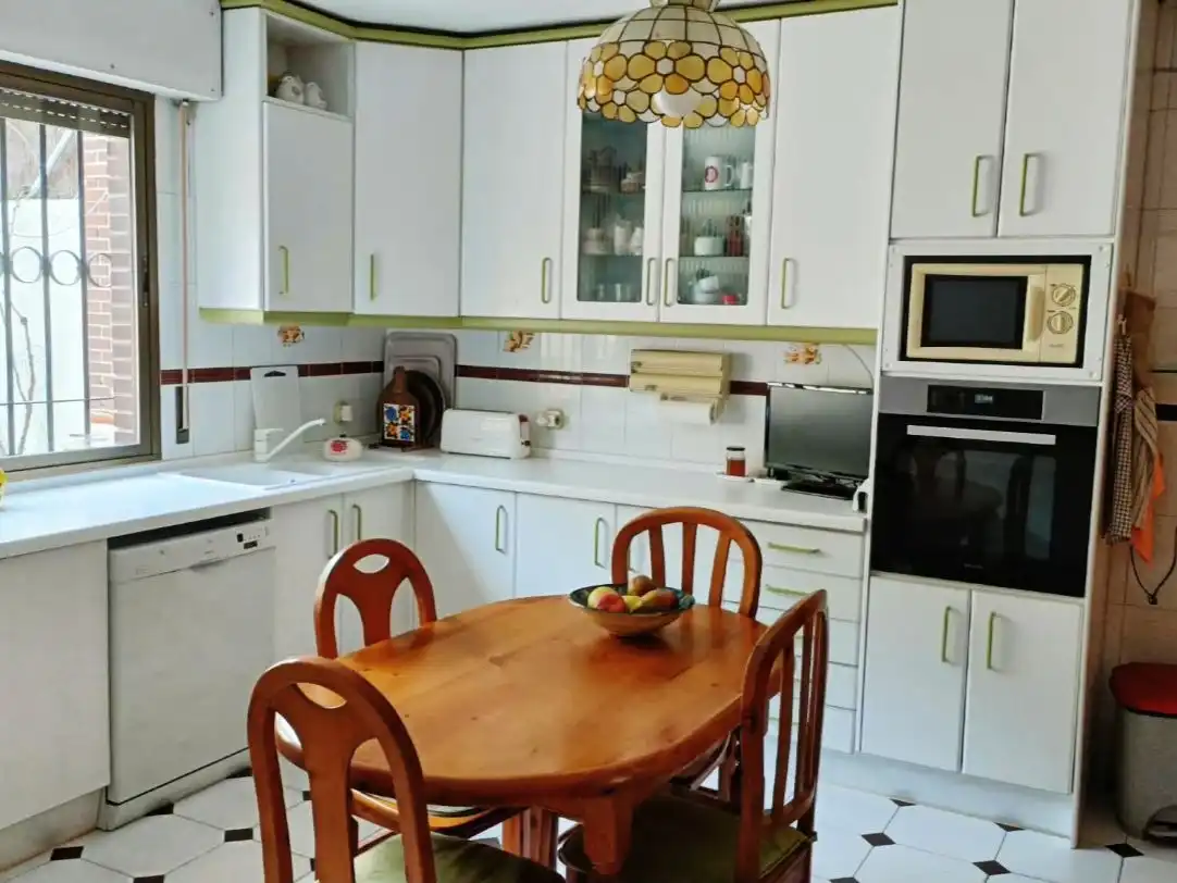 Detached house with garden for sale in calle joaquin jorge alarcon 23, imagen 5