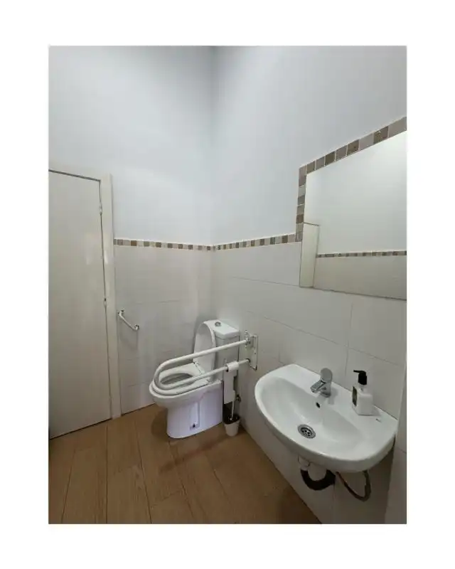 Bany de Edifici en venda en Marbella