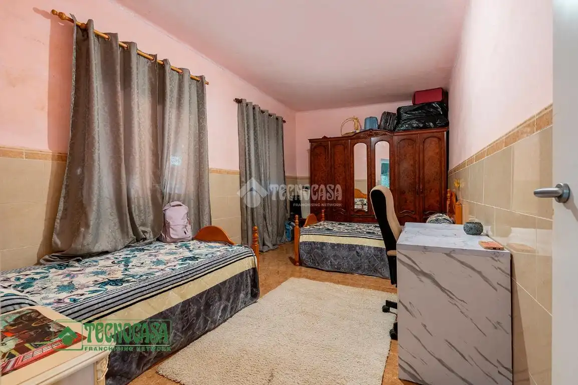 Habitación de Casa adosada en venta en Las Norias