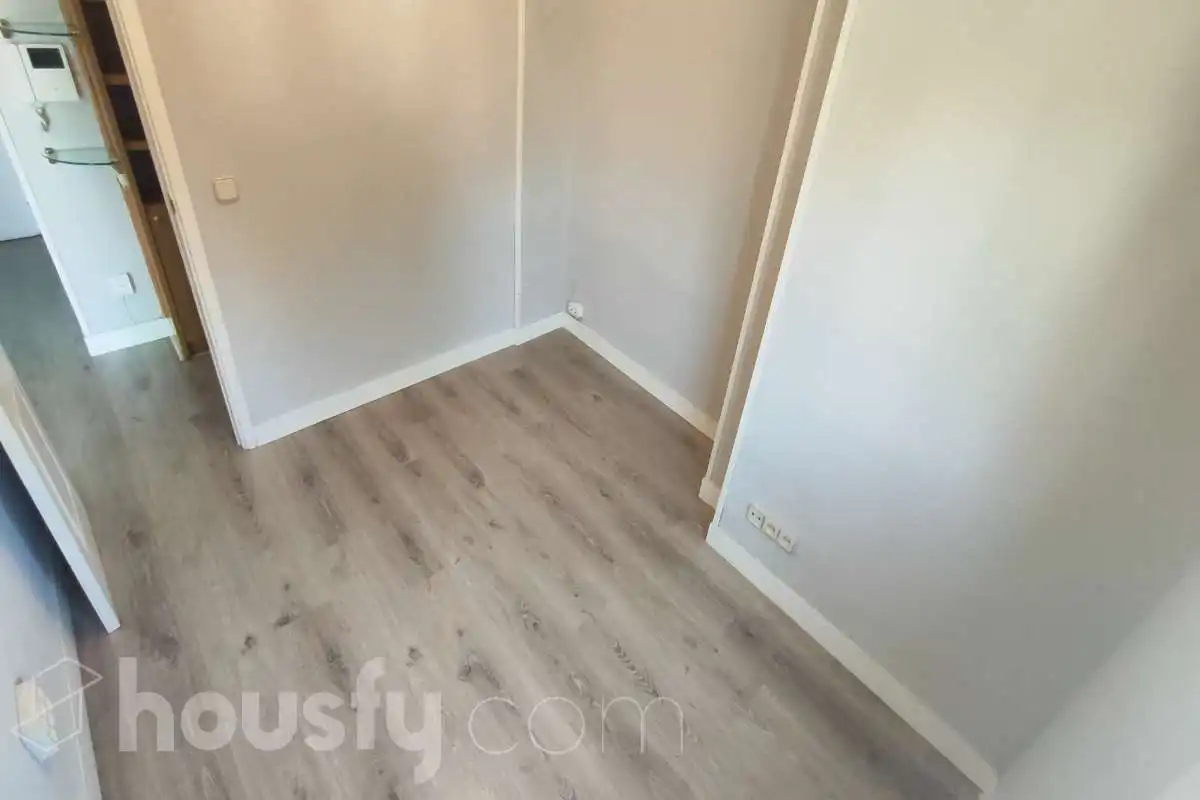 Bedroom of Flat for rent in Madrid  with Air Conditioner, Heating and Parquet flooring