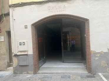 Local commercial à louer à Carrer de Santa Maria 17