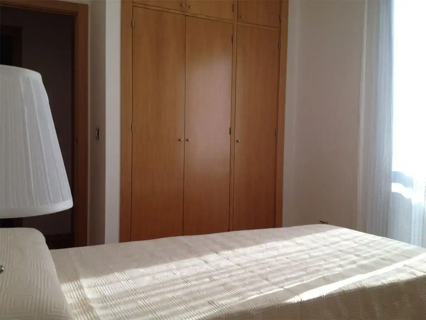 Schlafzimmer von Wohnung zur Miete in Avda. Federico Garcia Lorca - Nueva Estación Autobuses
