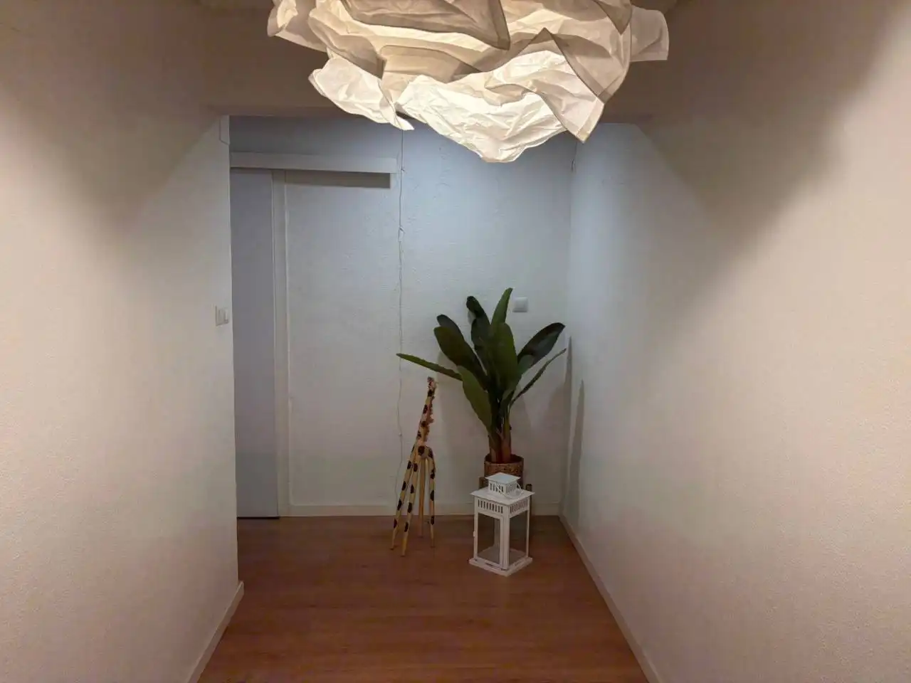 Flat for rent in Valencia  with Air Conditioner and Balcony