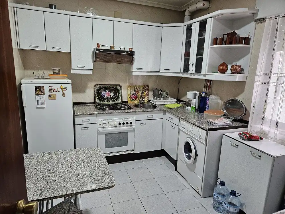 Küche von Wohnung zum Verkauf in Navas del Madroño mit Terrasse und Balkon