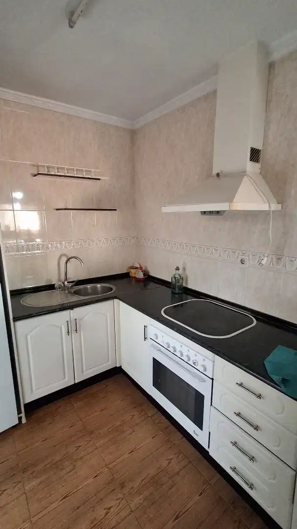 Küche von Wohnung zum Verkauf in Dos Hermanas mit Terrasse und Möbliert