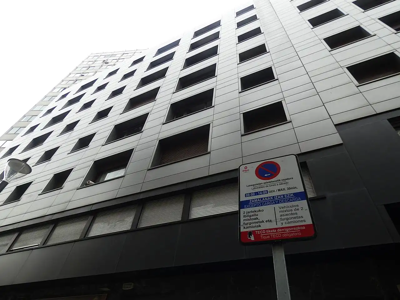 Außenansicht von Wohnung zum Verkauf in Bilbao  mit Heizung