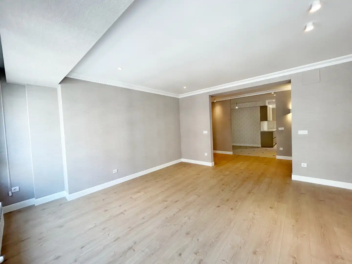 Piso en venta en Vitoria - Gasteiz con Calefacción, Trastero y Horno