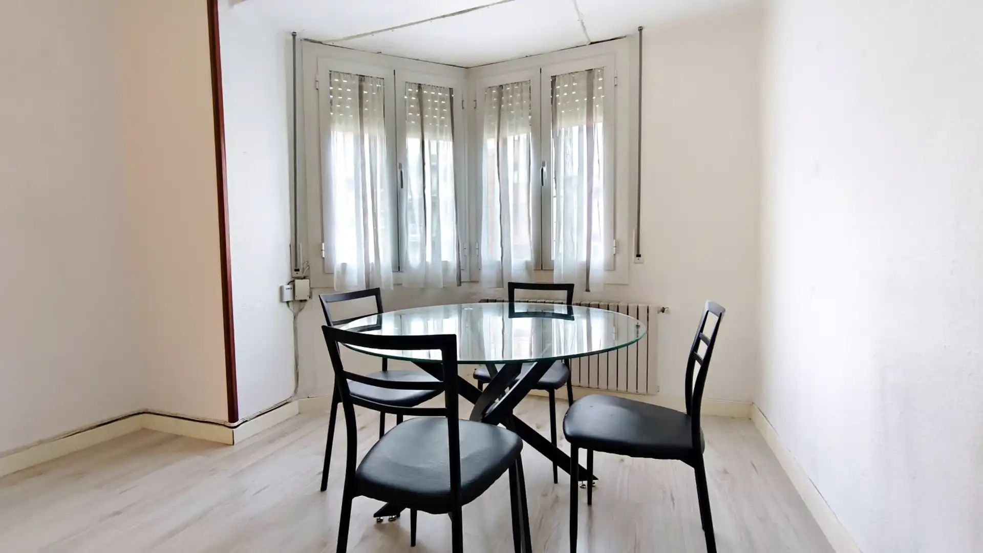 Dining room of Flat for sale in  Logroño  with Heating, Parquet flooring and Furnished