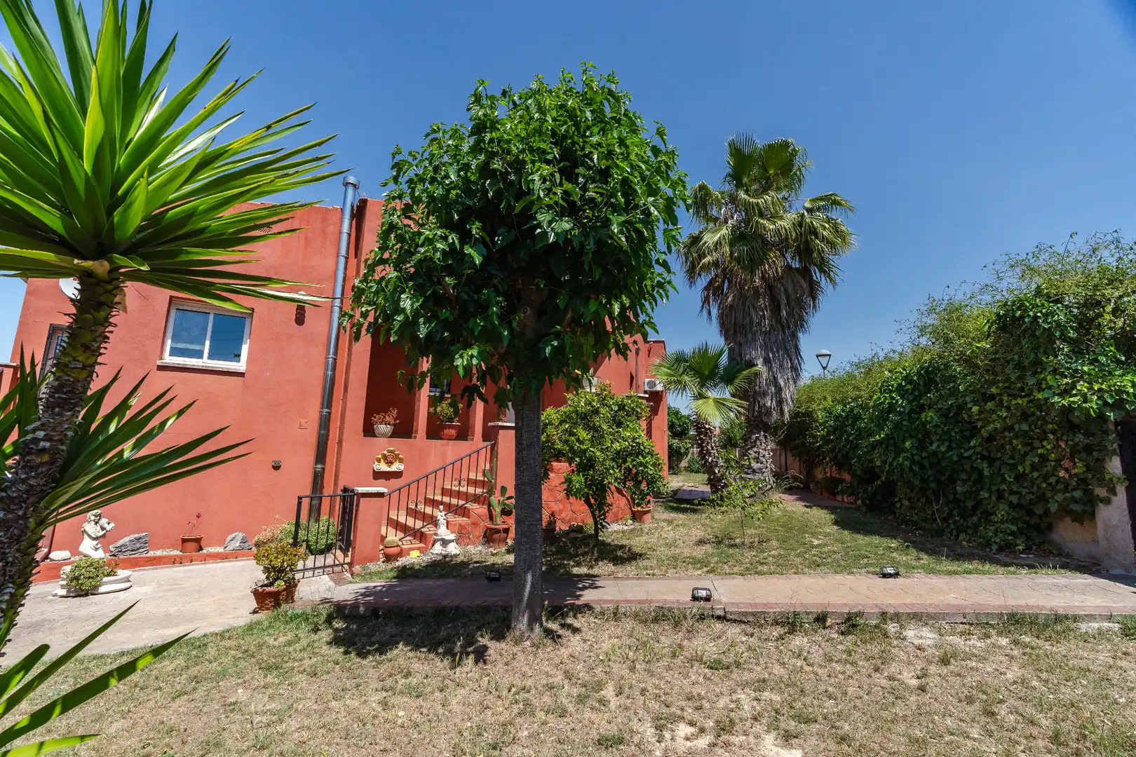 Exterior view of Houses for sale in La Secuita  with Air Conditioner, Heating and Private garden
