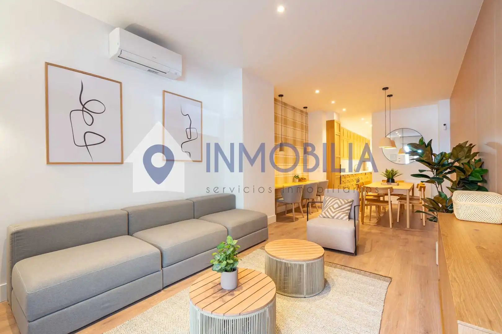 Living room of Buildings for sale in Centro