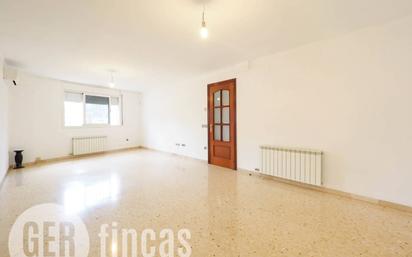 Flat for sale in Rubí  with Air Conditioner, Terrace and Balcony