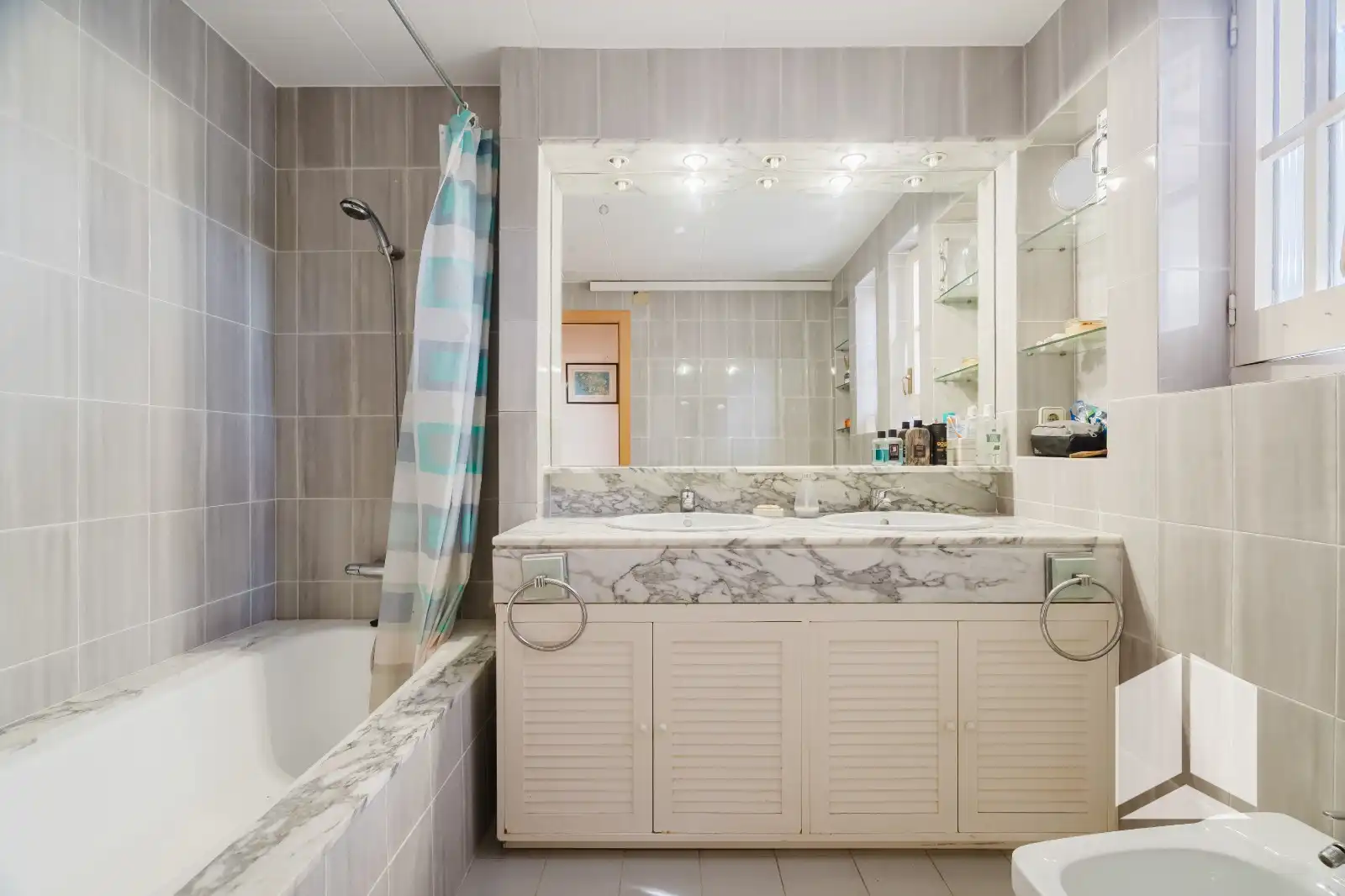 Baño de Casa o chalet en venta en Castelldefels con Terraza y Piscina