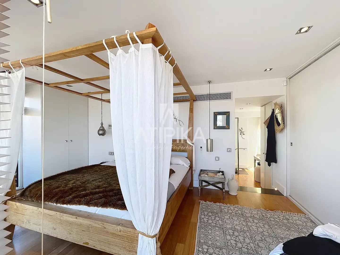 Schlafzimmer von Maisonette zum Verkauf in Barcelona mit Klimaanlage, Heizung und Terrasse