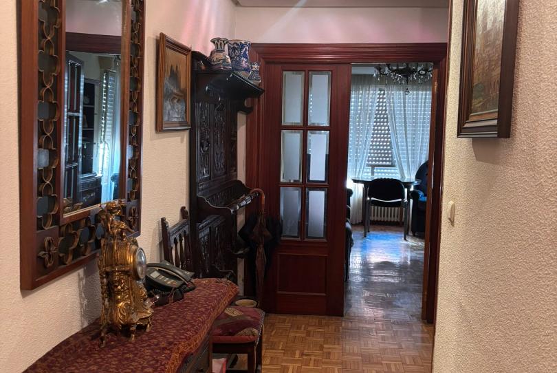 Photo 1 of Flat for sale in Avenida de Los Comuneros, 21, Estación, Salamanca