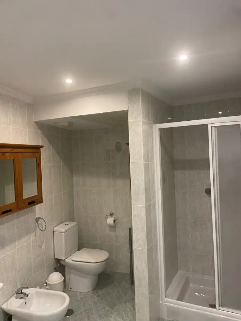 Bany de Pis en venda en Mijas amb Aire condicionat, Piscina i Moblat