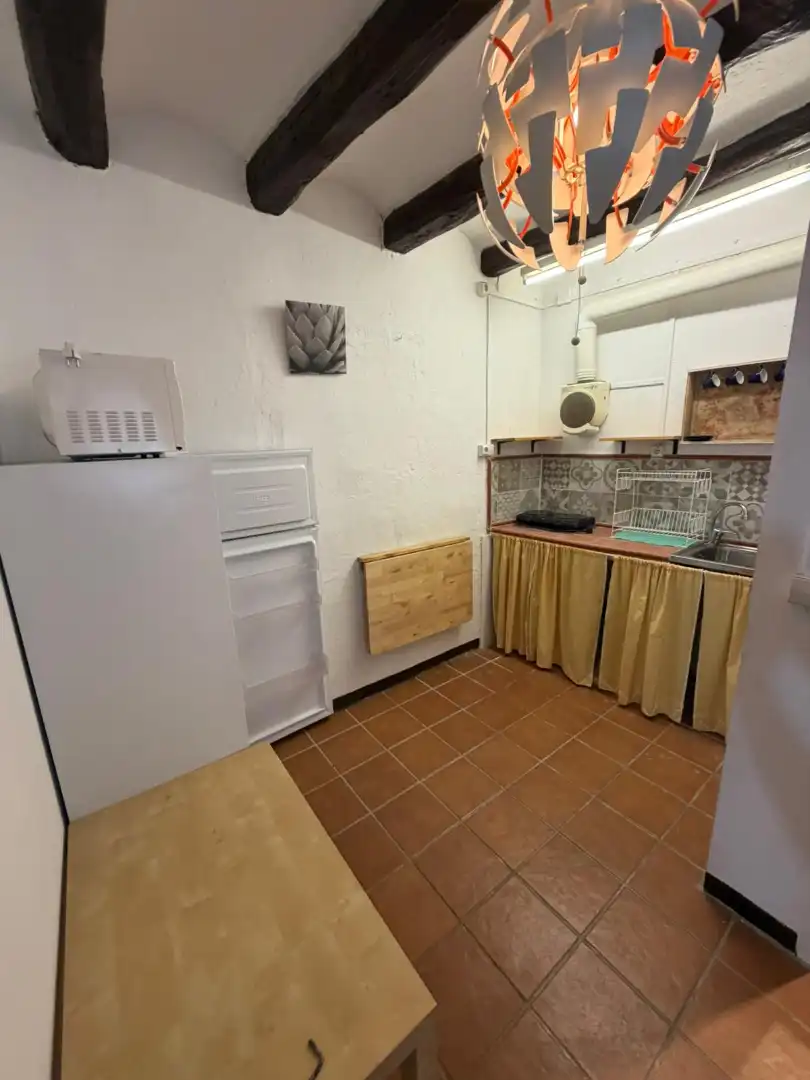 Cuina de Apartament en venda en Bellmunt del Priorat amb Moblat, Microones i TV