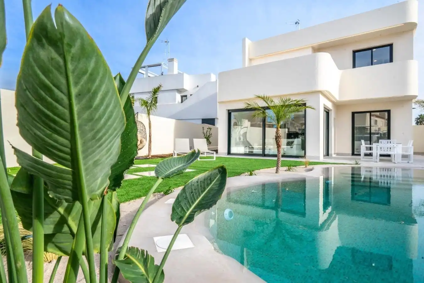 Vista exterior de Casa o chalet en venta en Torre-Pacheco con Aire acondicionado, Jardín privado y Terraza