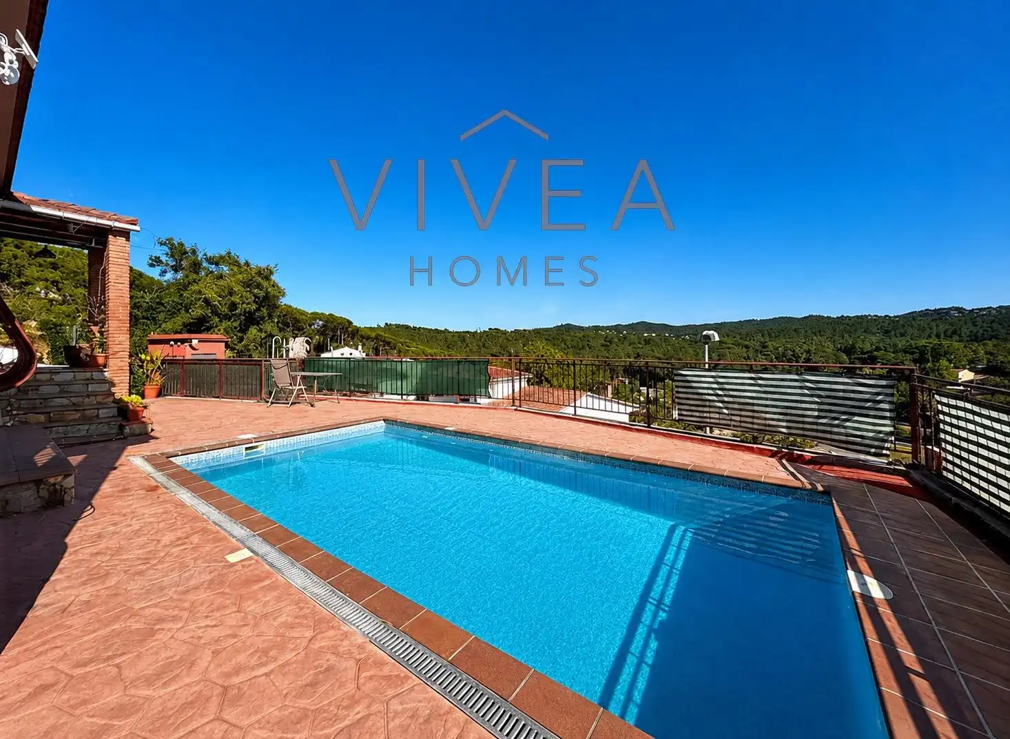 Vista exterior de Casa o xalet en venda en Vidreres amb Aire condicionat, Calefacció i Jardí privat