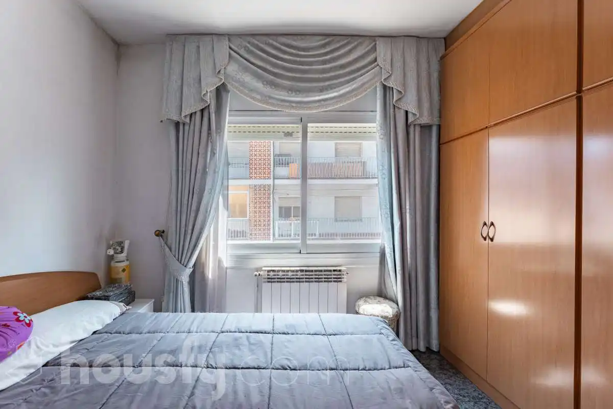 Habitación de Piso en venta en Vilafranca del Penedès con Calefacción, Trastero y Balcón