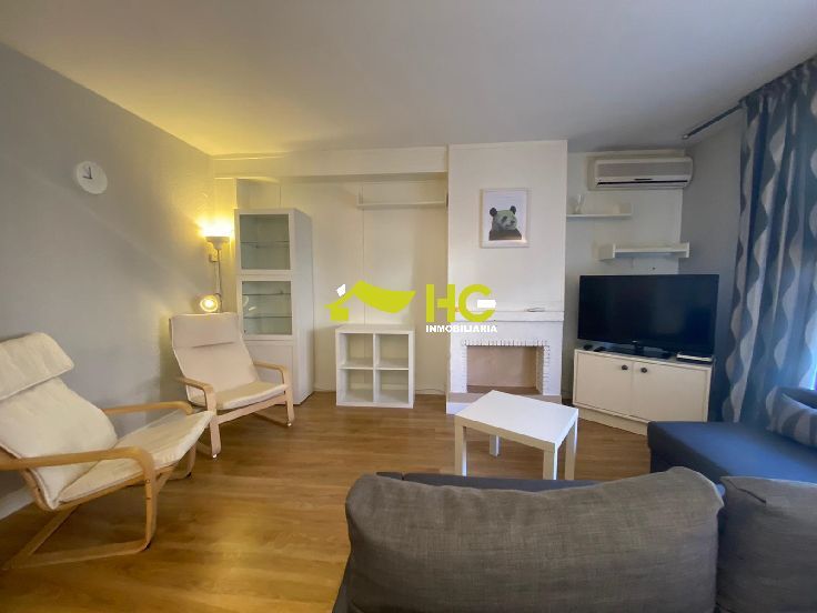 Living room of Single-family semi-detached to rent in Villaviciosa de Odón  with Heating, Furnished and Community pool