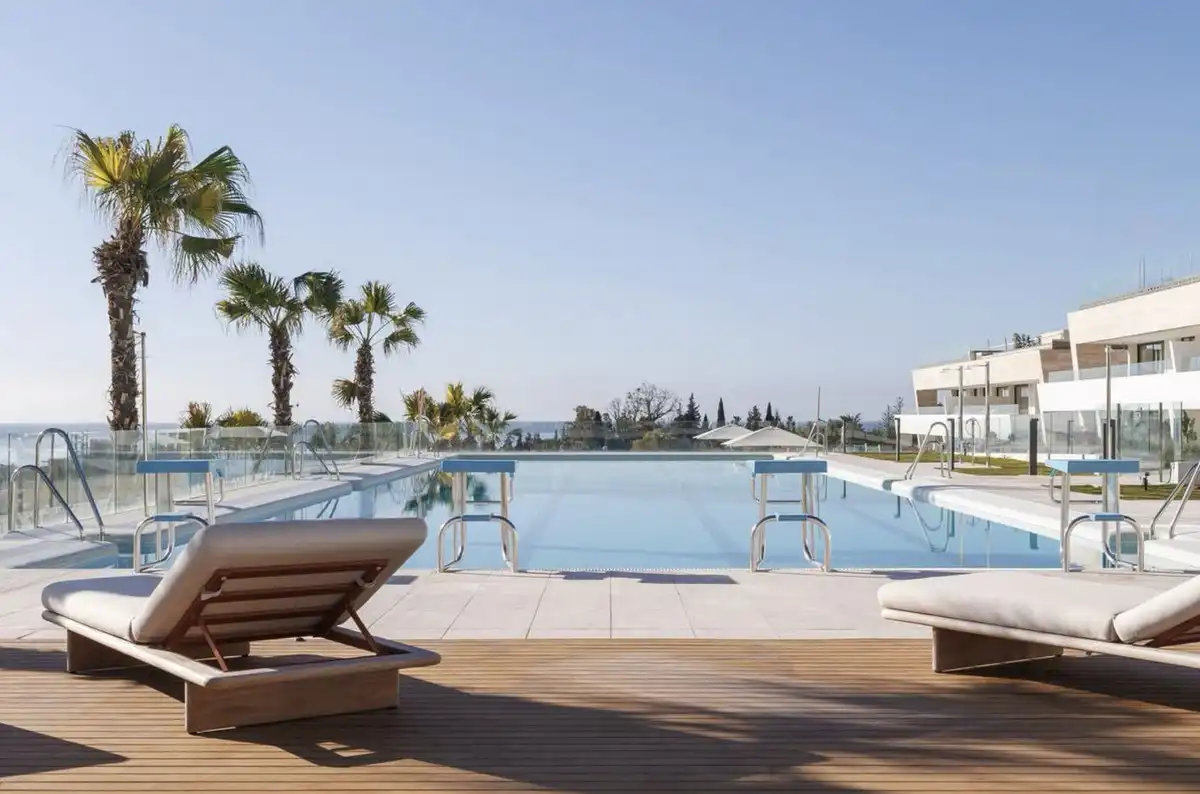 Swimming pool of Ground floor for sale in Marbella  with Air Conditioner, Terrace and Sauna