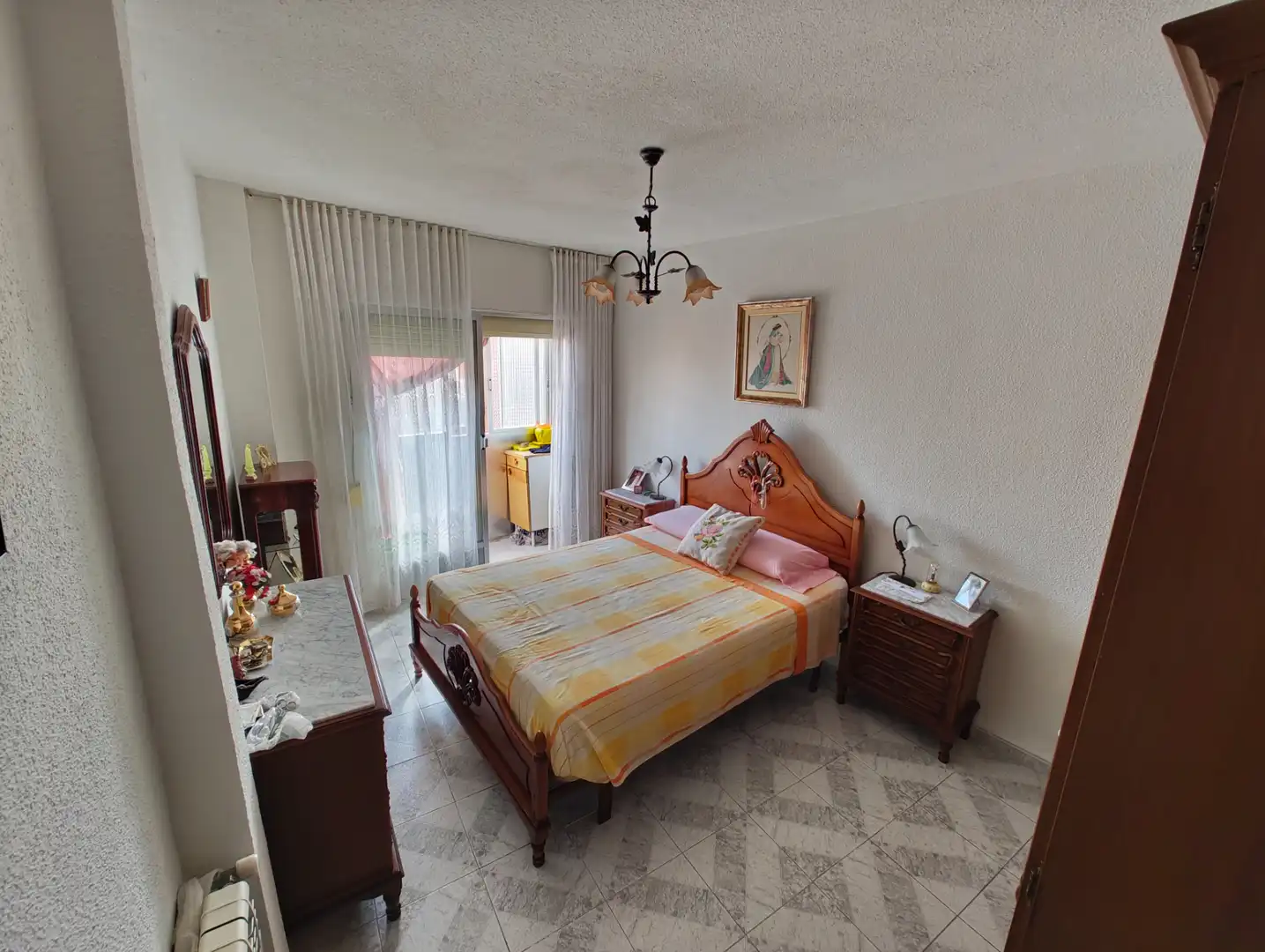 Habitación de Piso en venta en Leganés con Calefacción, Terraza y Amueblado