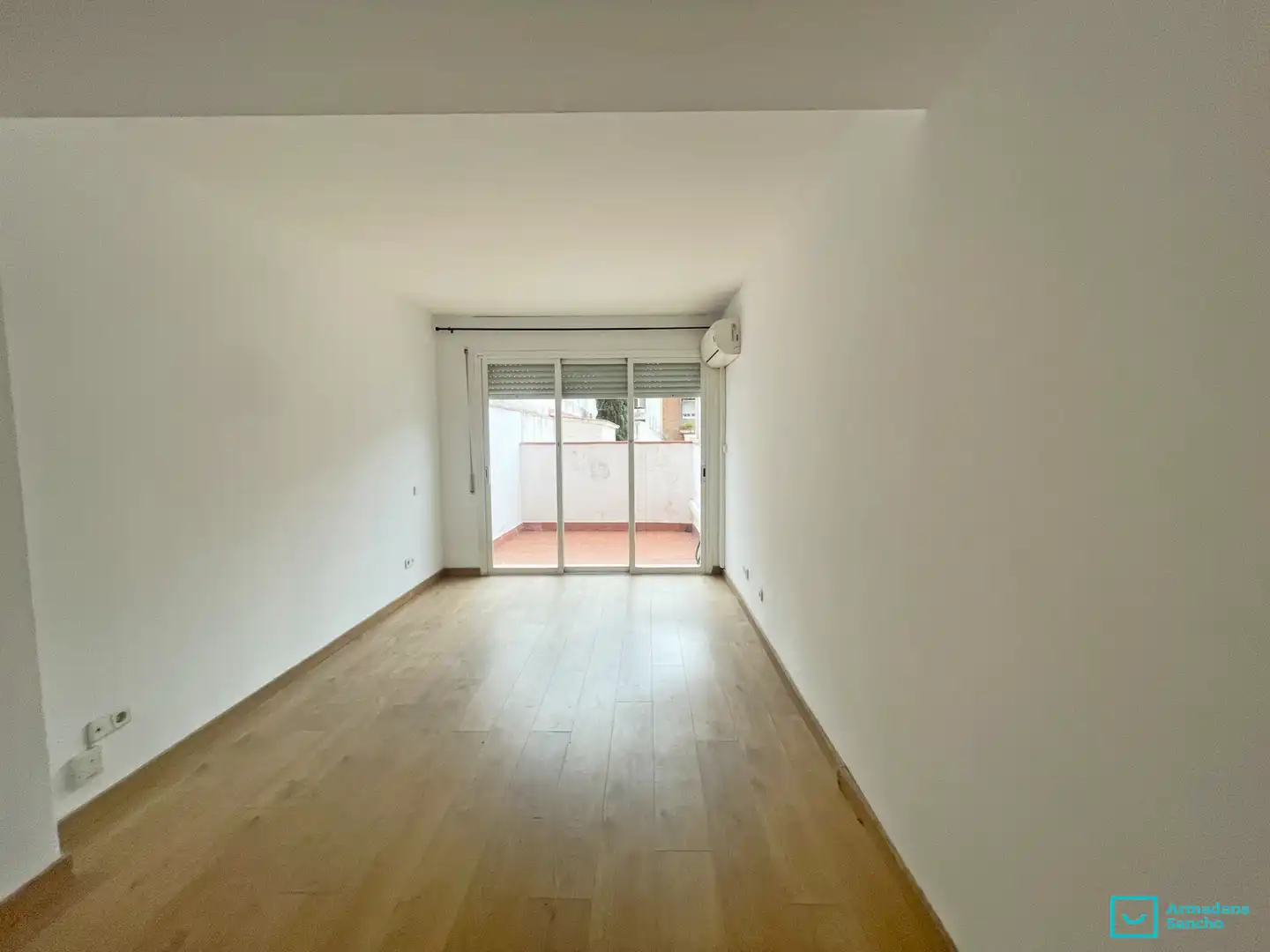 Balcony of Study for rent in Barcelona  with Air Conditioner and Terrace