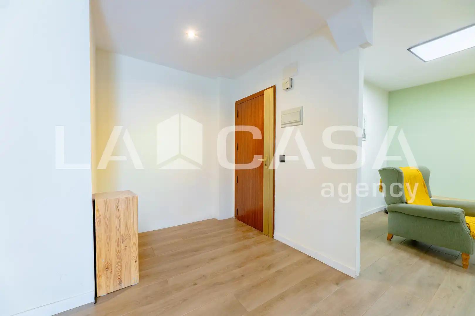 Flat for sale in Valencia  with Heating and Balcony