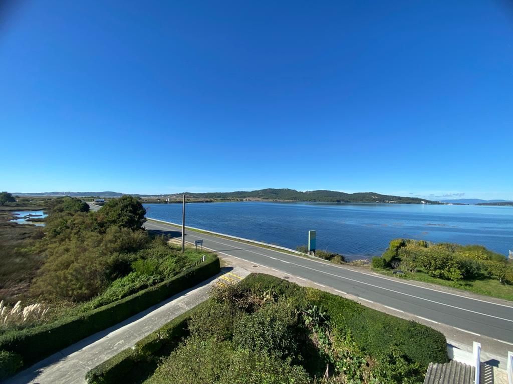 Exterior view of Flat to rent in Sanxenxo  with Heating, Private garden and Furnished