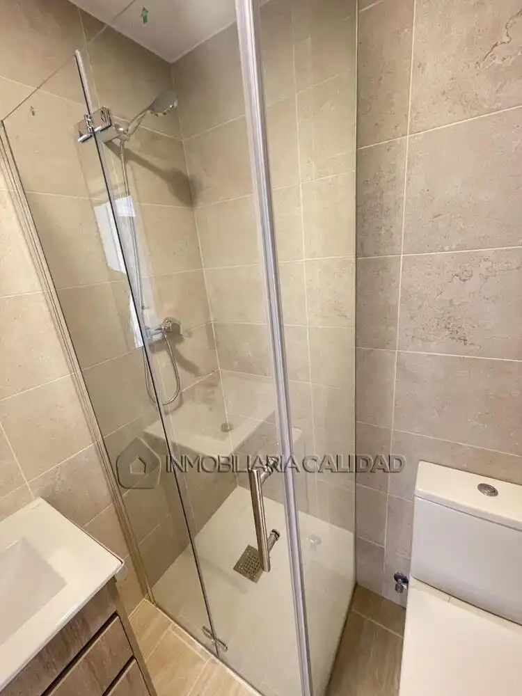 Bathroom of Flat for rent in Burgos  with Heating and Furnished
