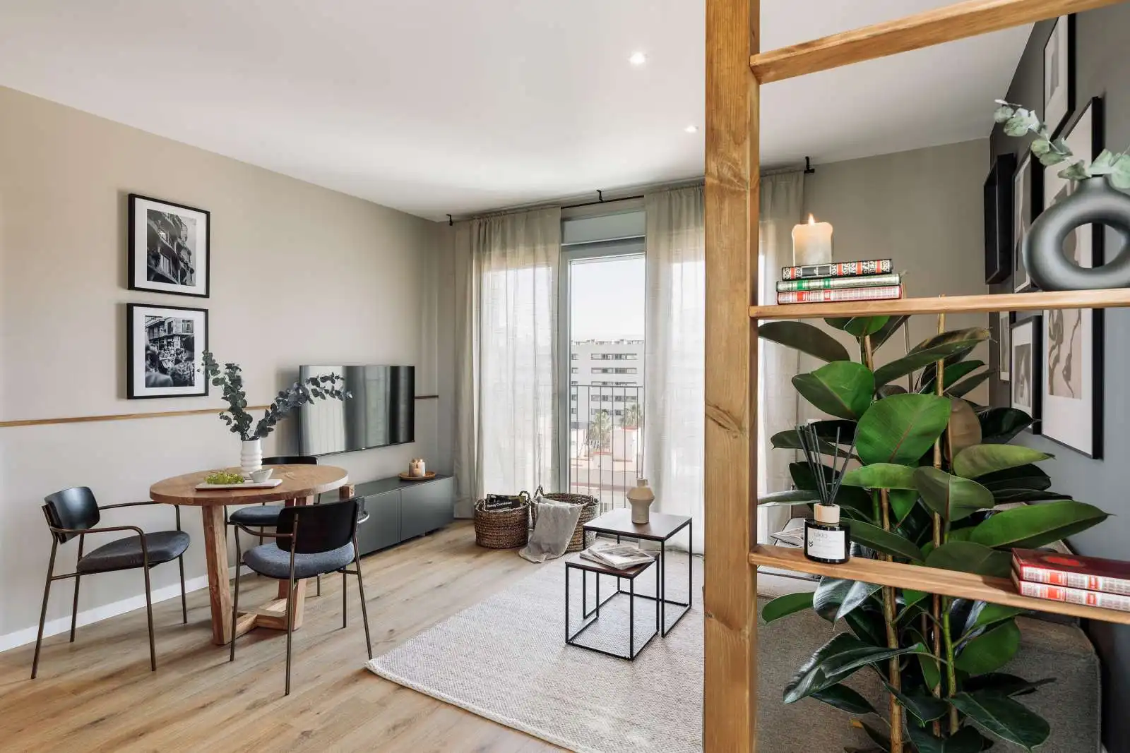 Room in Diagonal Mar i el Front Marítim del Poblenou