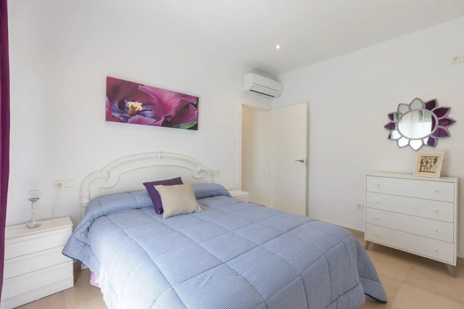 Dormitori de Casa o xalet en venda en Salobreña amb Aire condicionat, Jardí privat i Piscina