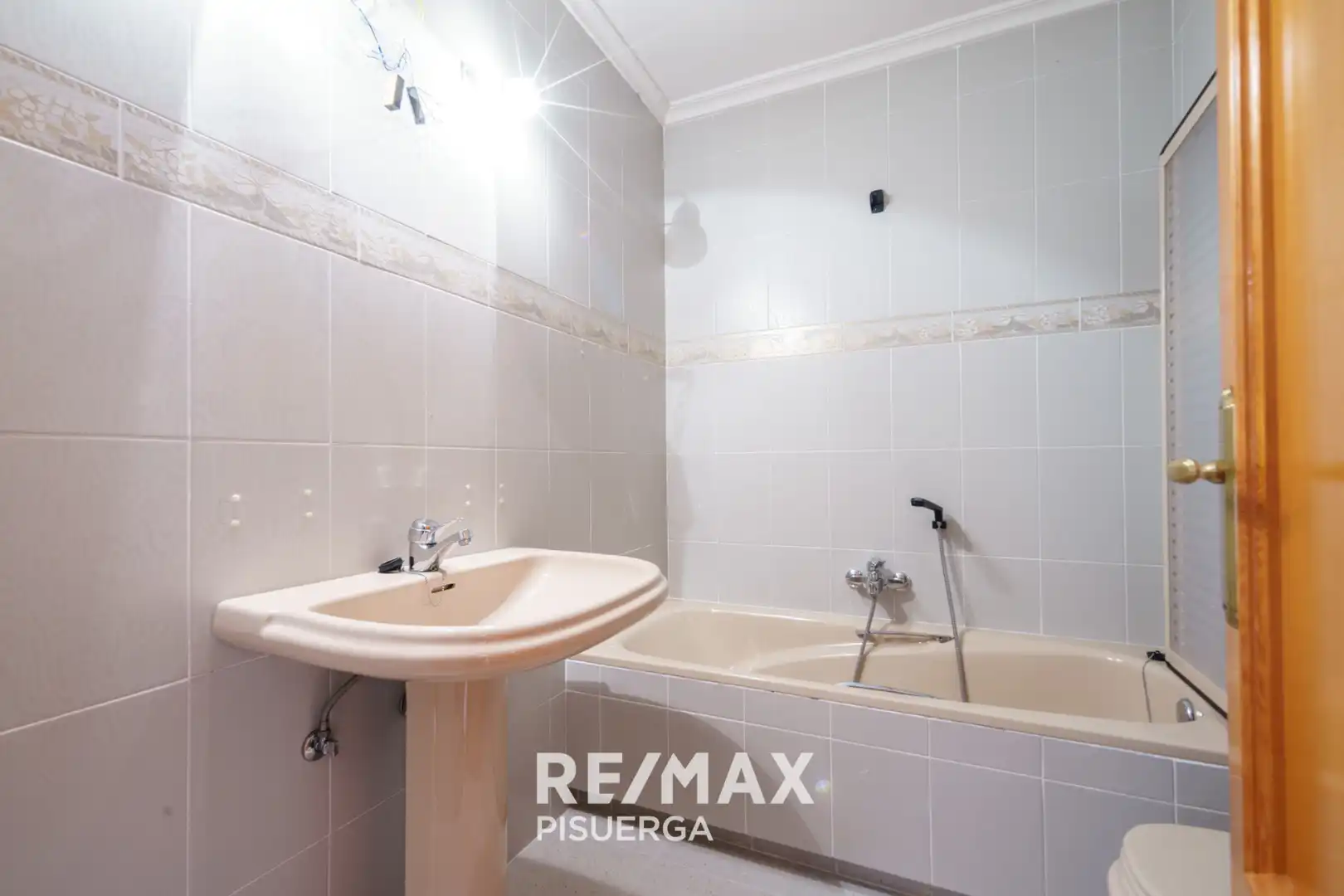 Chalet con jardín en venta en Calle Castilla y León 1, imagen 58