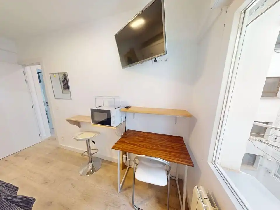 Flat for share in Centro