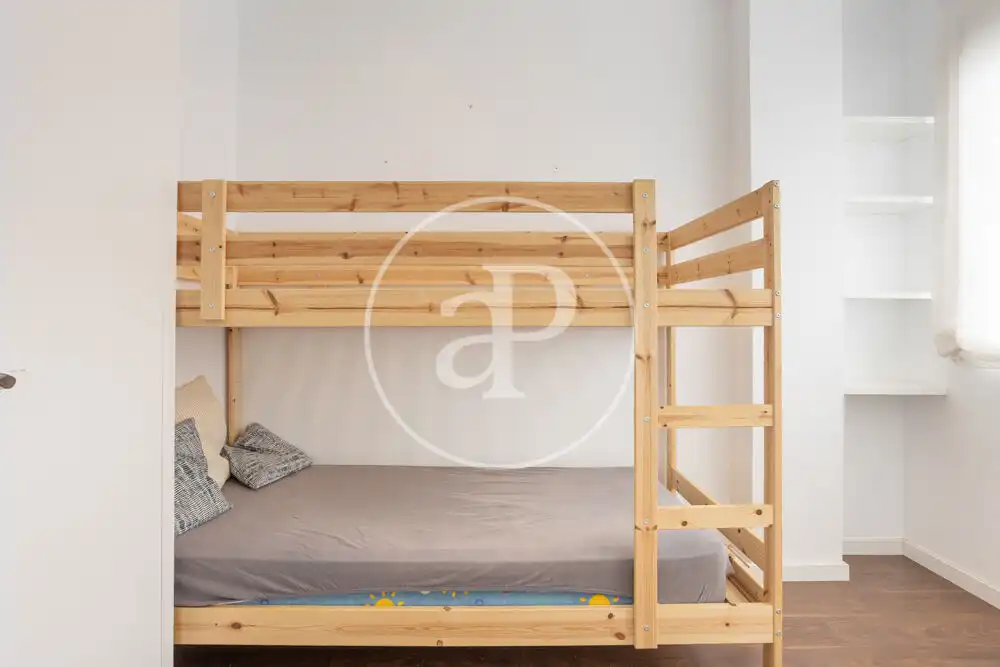 Habitación de Piso de alquiler en Valencia con Aire acondicionado, Calefacción y Amueblado