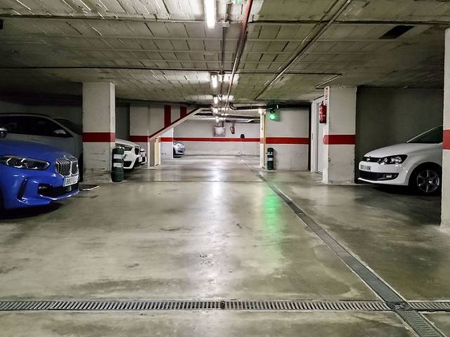 Garaje en Venta en Calle Jiménez de la Espada, 36 en Ensanche