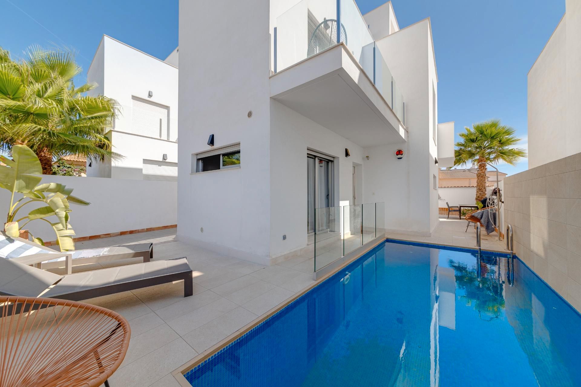 Swimming pool of House or chalet for sale in Torrevieja  with Terrace