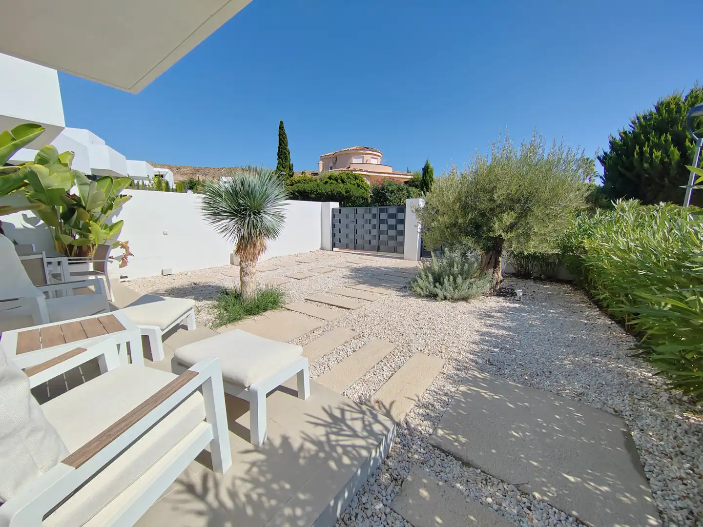 Casa aparellada amb piscina en venda a Carrer El Garrofer 226, imagen 24