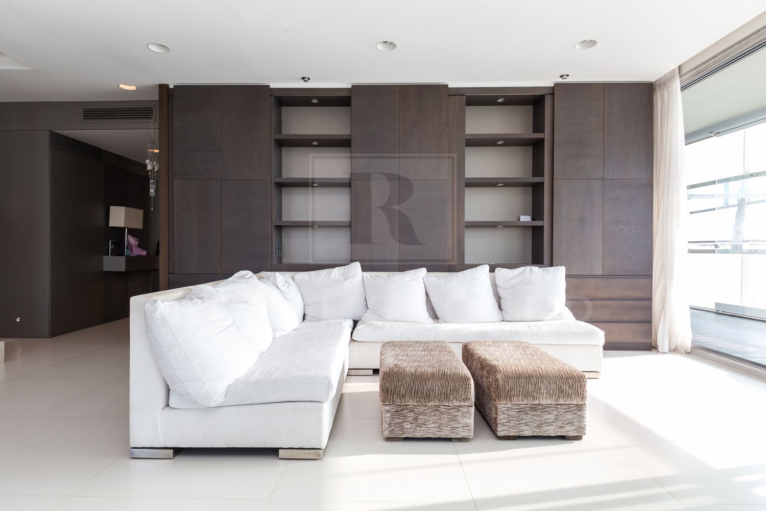 Living room of Duplex for sale in  Barcelona Capital  with Air Conditioner, Private garden and Terrace