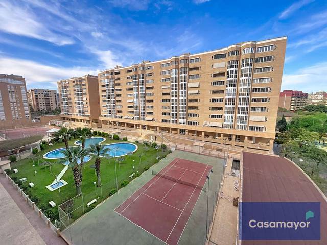 Piso en Alquiler en Calle del Torero José María Manzanares en Barrio de San Blas