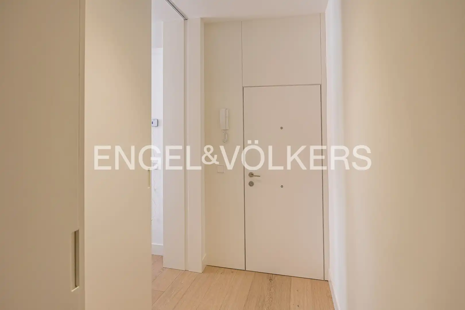 Wohnung zur Miete in Madrid mit Klimaanlage, Heizung und Terrasse