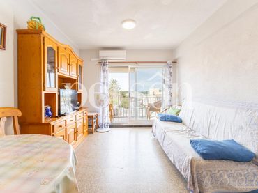 Piso con balcón en venta en Pobles del Sud