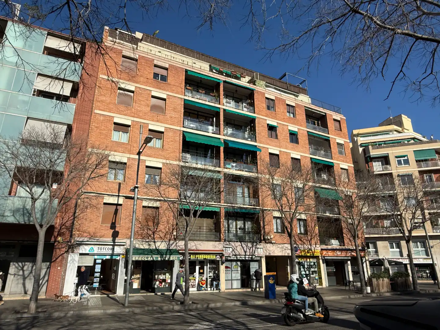 Vista exterior de Pis en venda en Barcelona amb Aire condicionat, Calefacció i Parquet