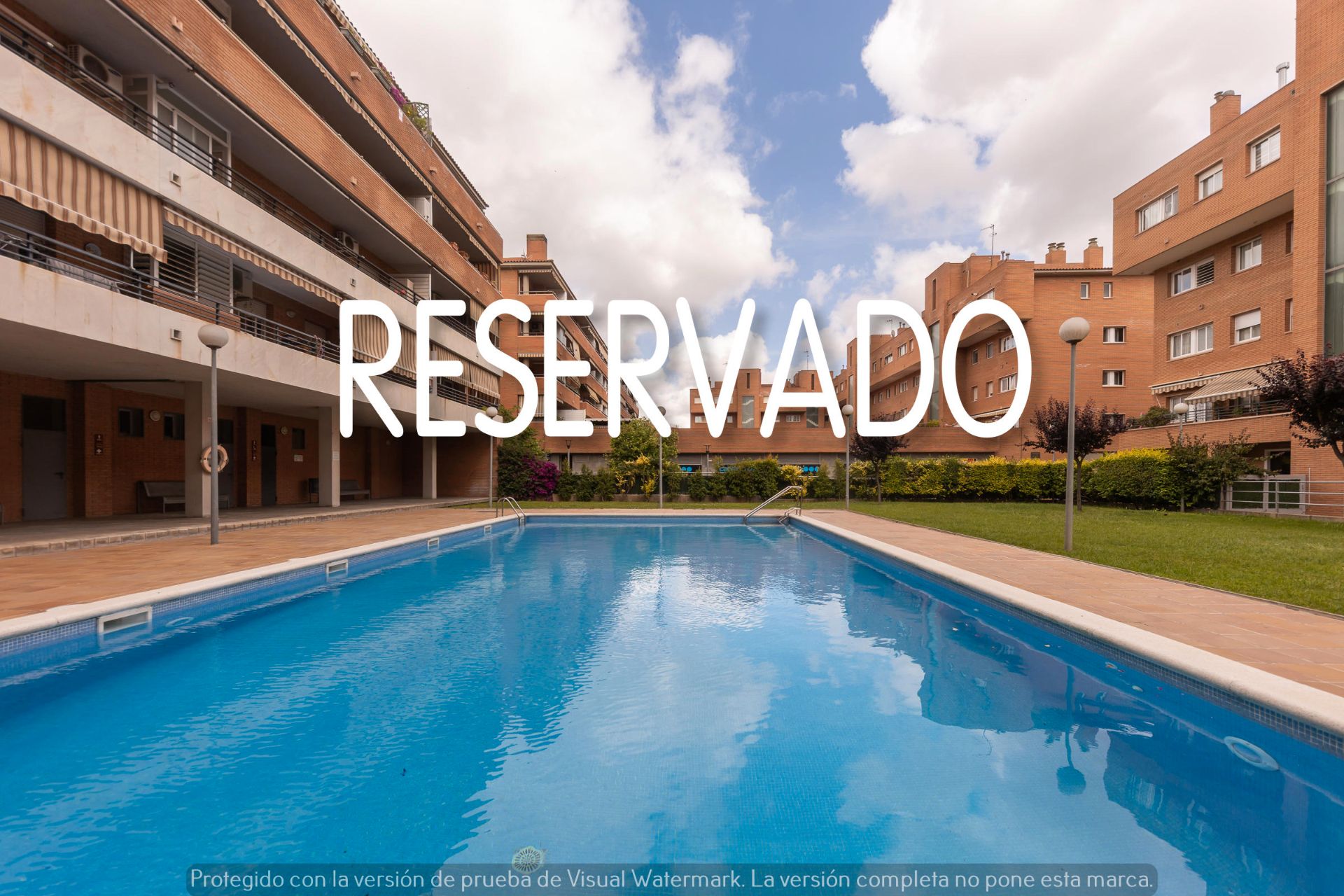 Swimming pool of Flat for sale in Sant Boi de Llobregat  with Air Conditioner, Heating and Parquet flooring