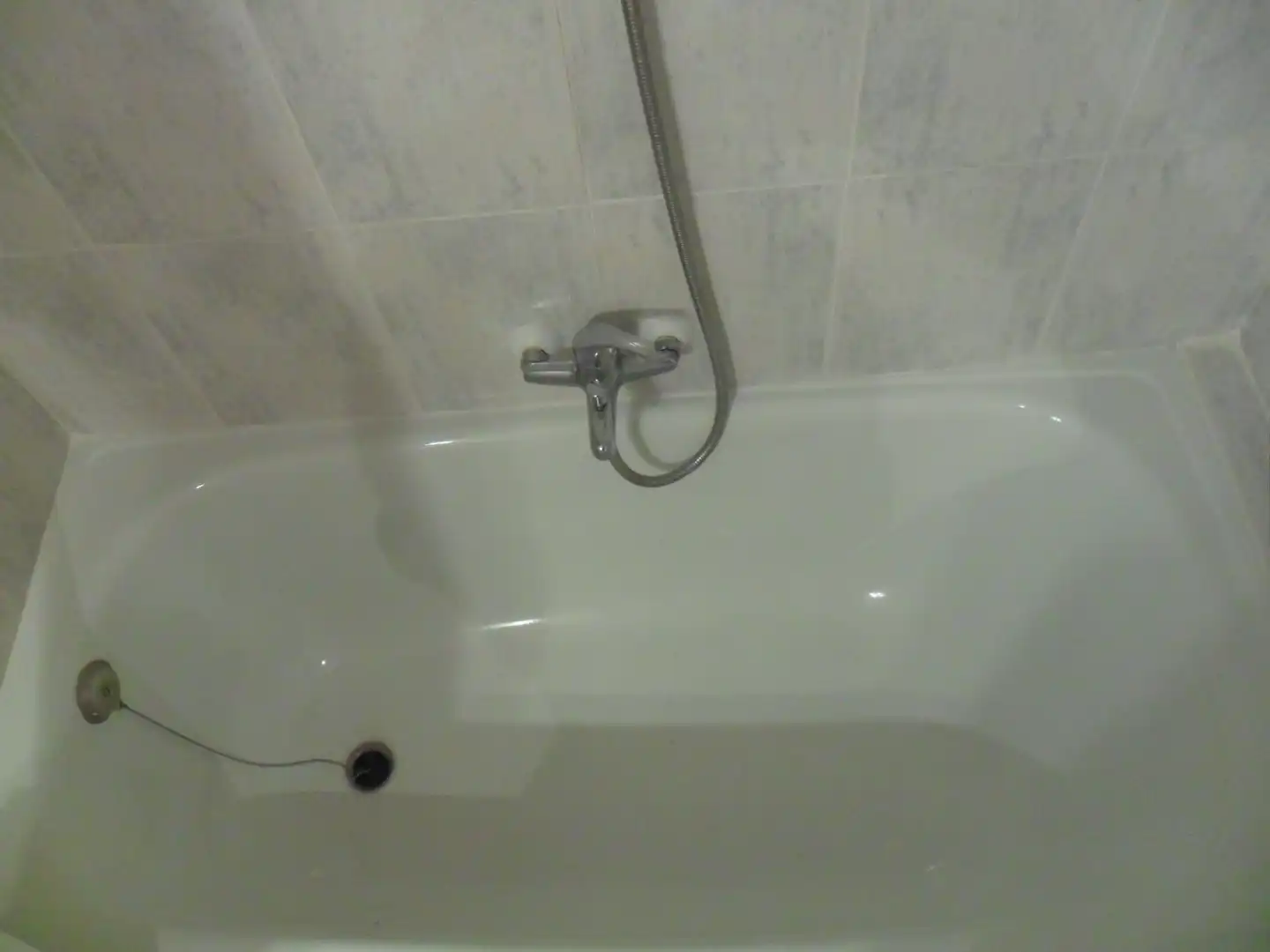 Bany de Pis de lloguer en Granada amb Terrassa i Moblat