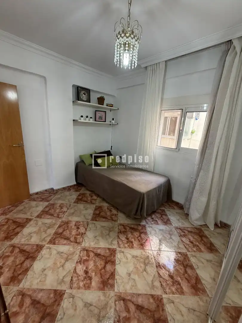 Habitación de Piso en venta en Málaga con Aire acondicionado y Amueblado