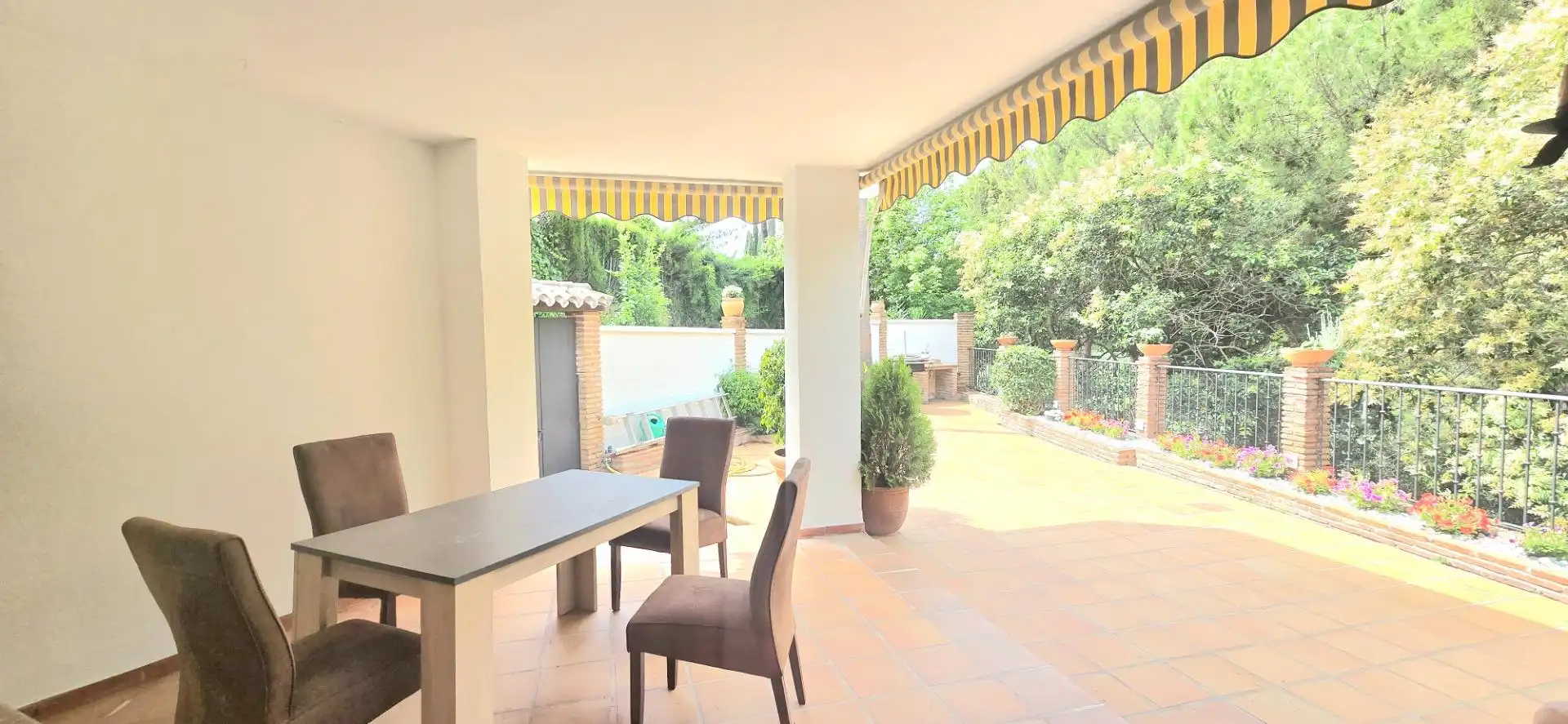 Terraced house with pool for sale in Urbanizacion GuadalparkII, imagen 6