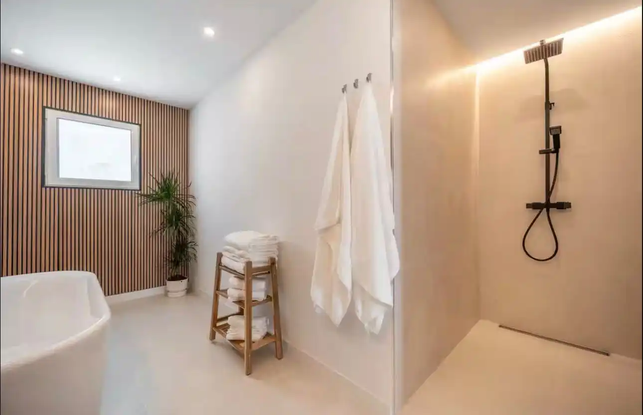 Bathroom of Attic for rent in Nueva Andalucía